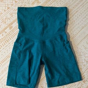 Beyond Yoga - maternity bike shorts